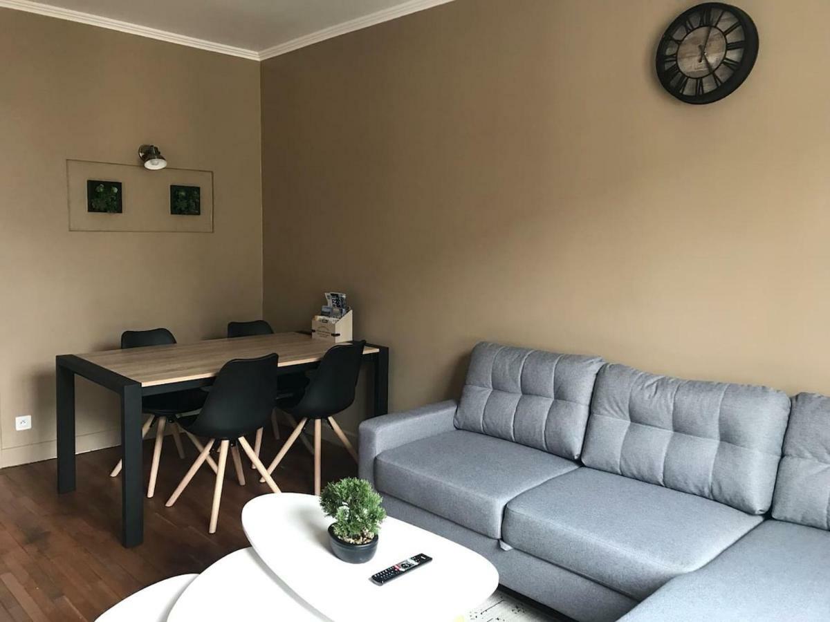 Appartement De Charme En Plein Coeur Du Centre Ville De 贡比涅 外观 照片